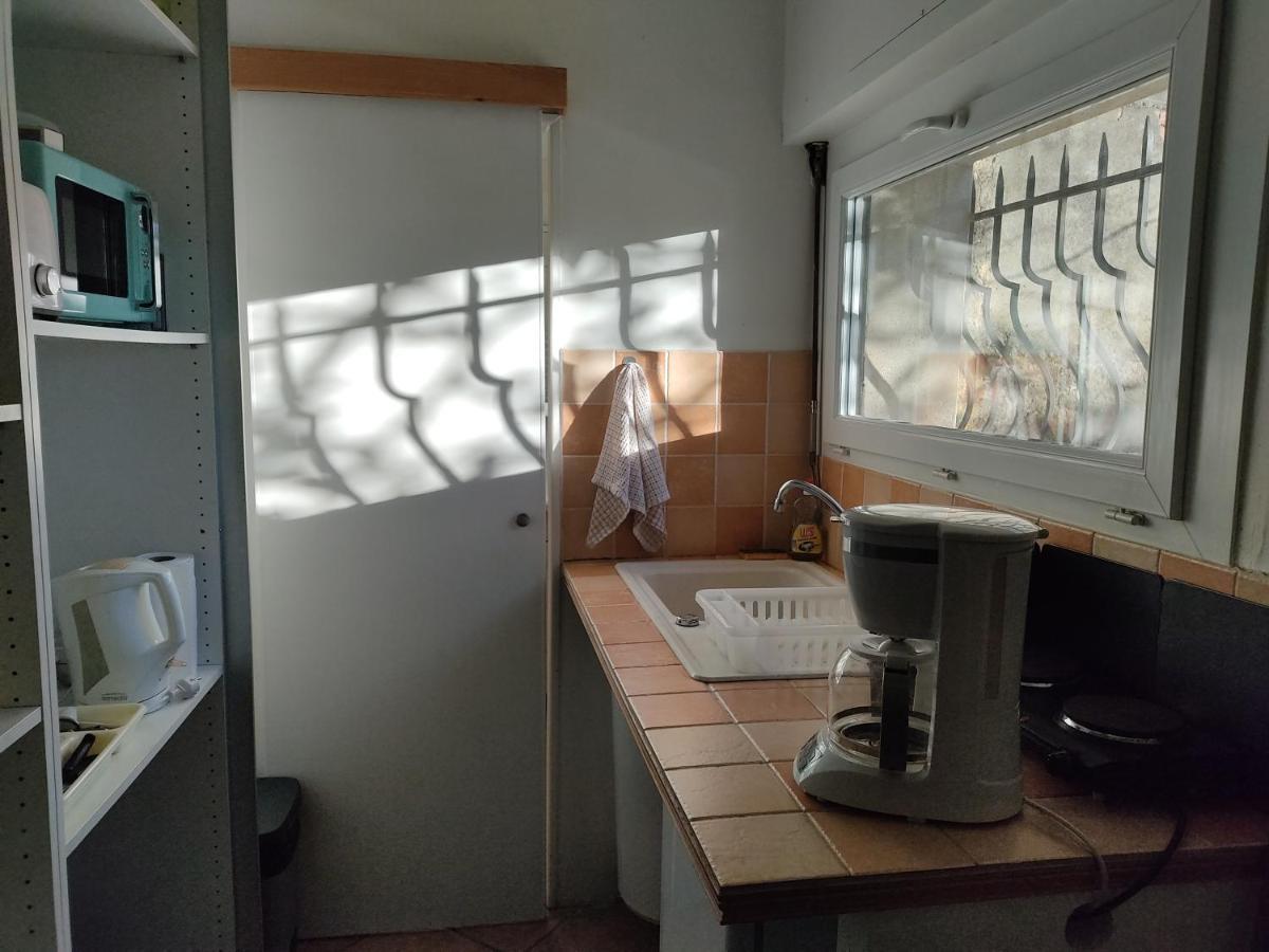 Chambre Privee Avec Parking Ним Екстериор снимка